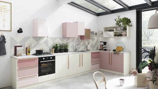 Arktyczna biel we wnętrzu – jakie meble wybrać?