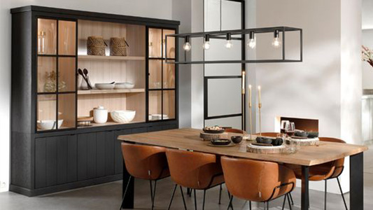 Elegancka witryna w aranżacji wnętrza