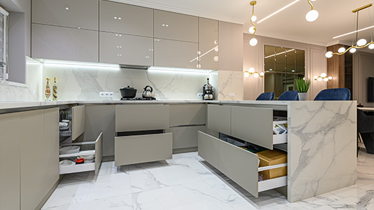 Jak stworzyć funkcjonalną kuchnię, która sprosta Twoim potrzebom?