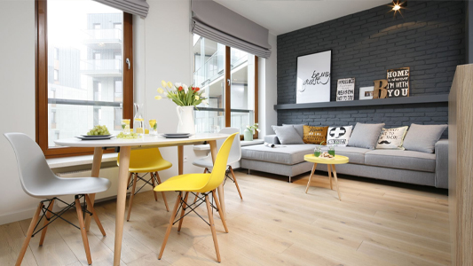 Mała jadalnia w salonie