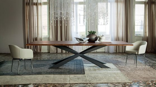 Modne stoły z metalowym stelażem