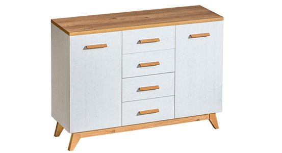 Połączenie bieli i drewna we wnętrzu