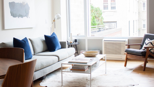 Salon w stylu scandi boho – przeciwieństwa się przyciągają