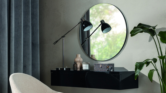 Sposób na toaletkę – kilka eleganckich aranżacji