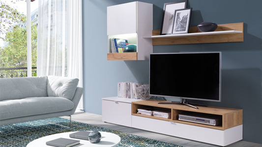 Tania meblościanka do niewielkiego salonu