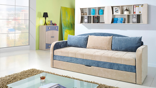 Wersalka czy łóżko z materacem – co jest lepsze dla dziecka?